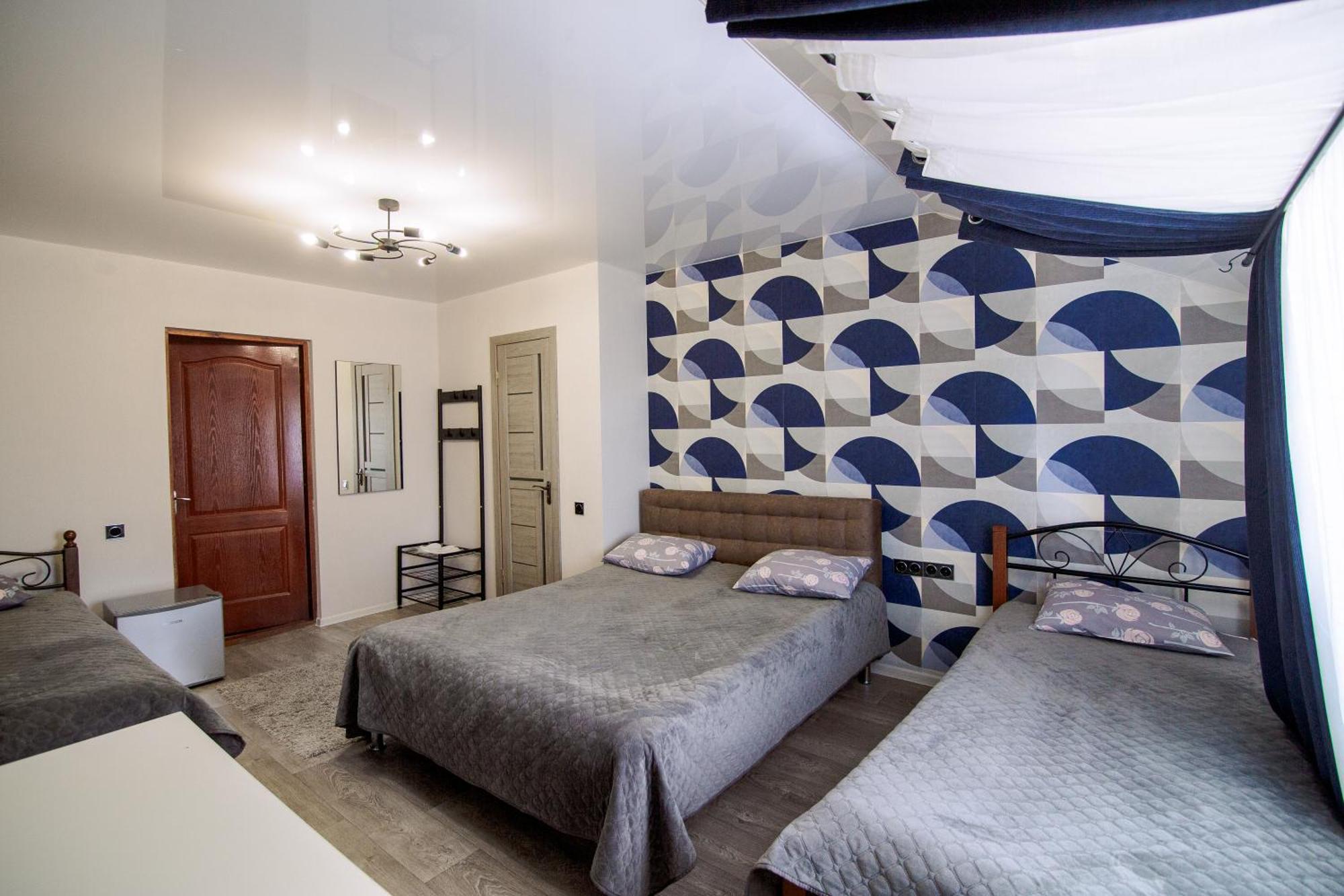 Готель Гайсин «Тіроль» Room photo
